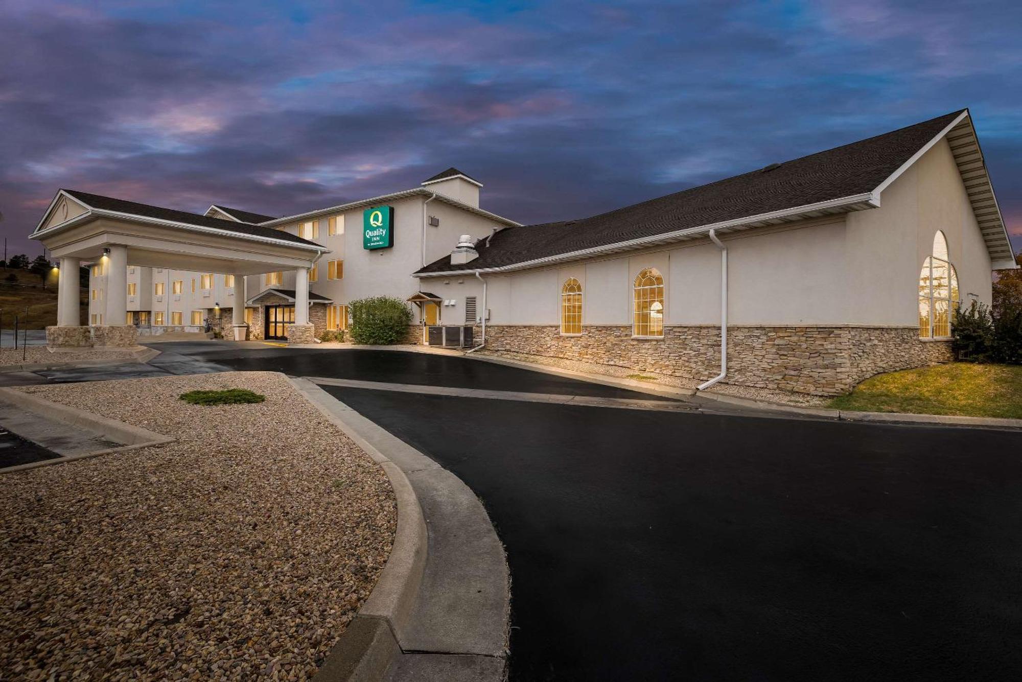 Quality Inn Near Monument Health Rapid City Hospital Dış mekan fotoğraf