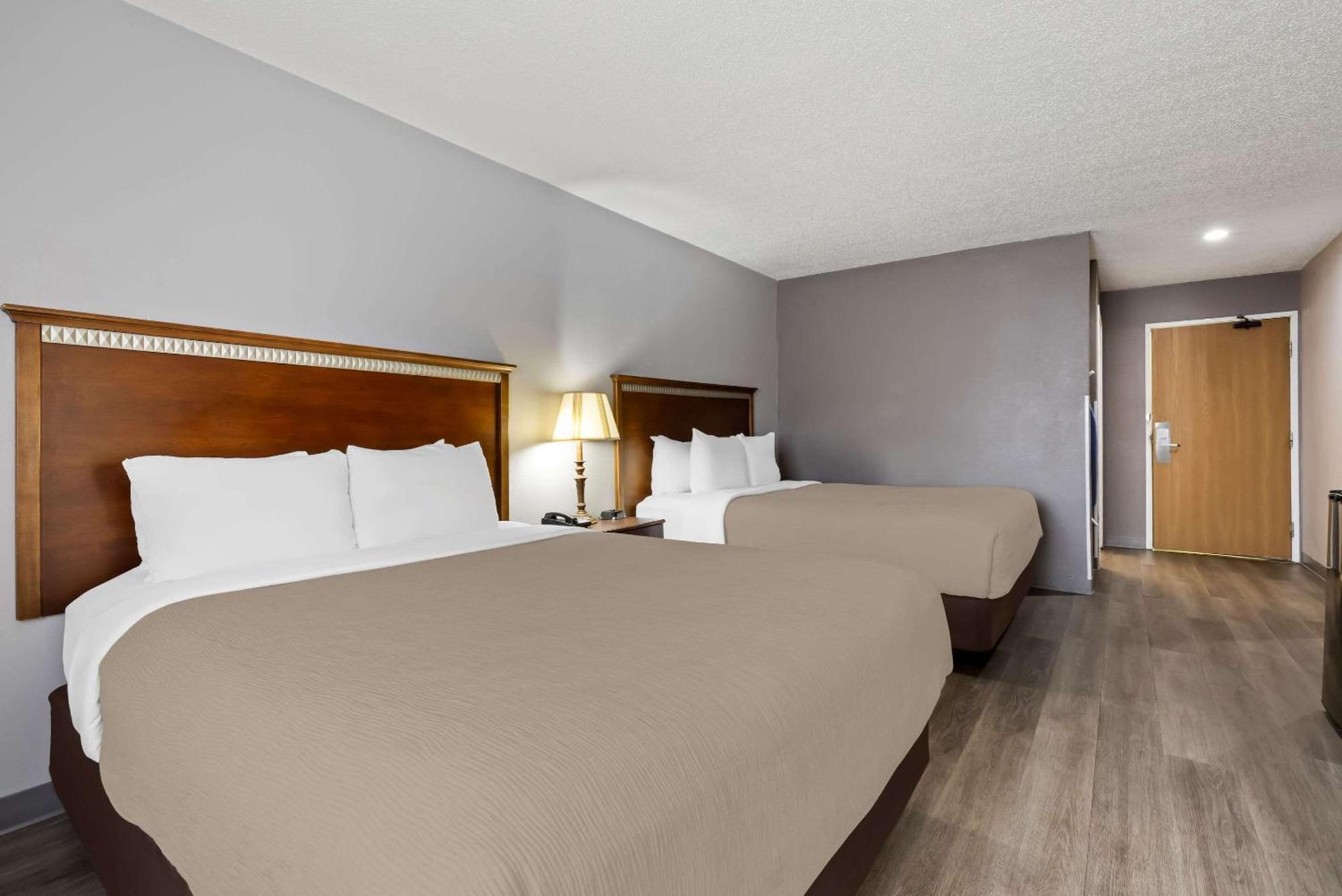 Quality Inn Near Monument Health Rapid City Hospital Dış mekan fotoğraf