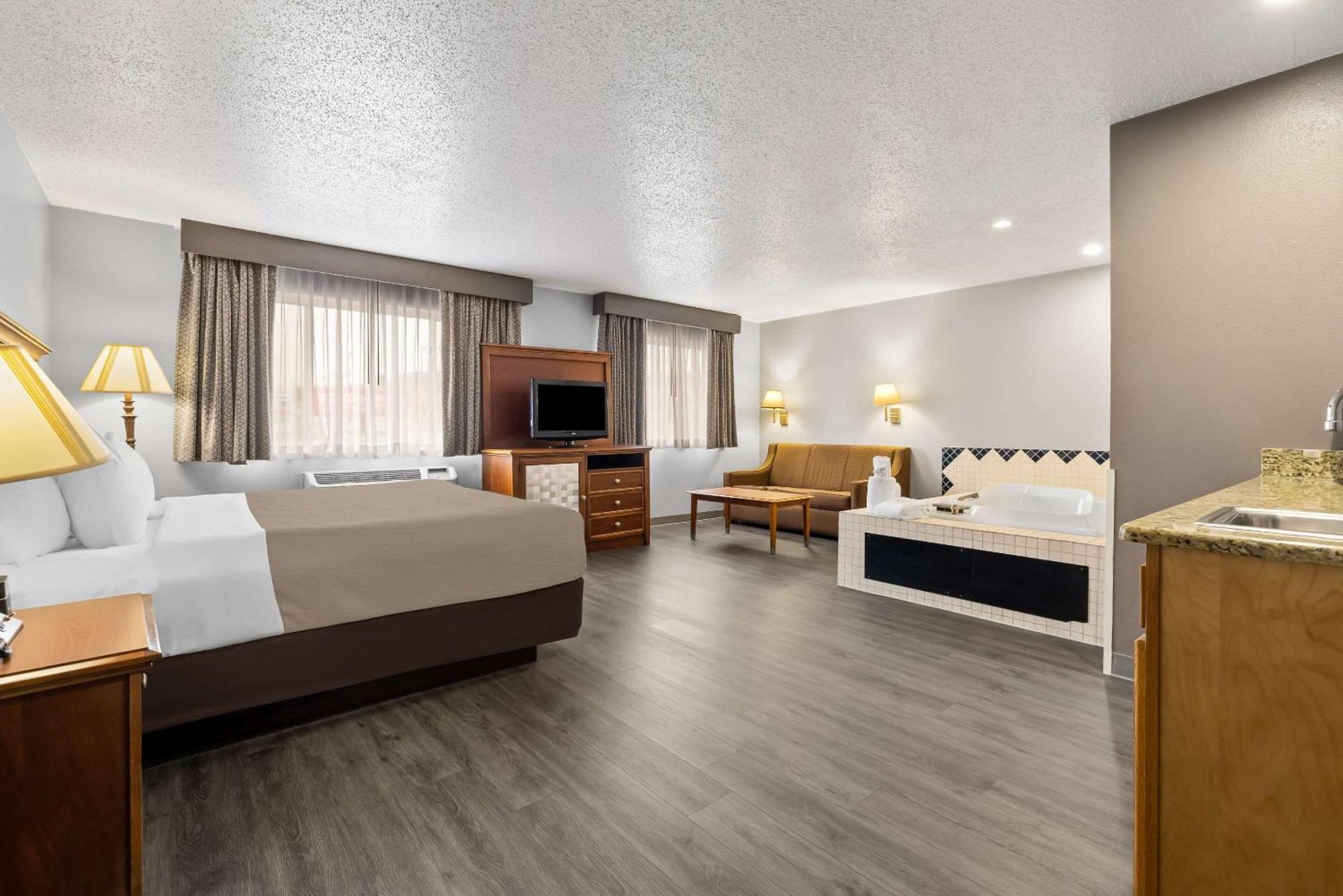 Quality Inn Near Monument Health Rapid City Hospital Dış mekan fotoğraf