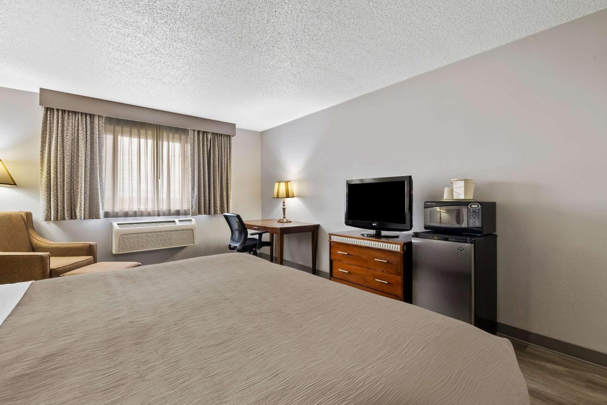 Quality Inn Near Monument Health Rapid City Hospital Dış mekan fotoğraf